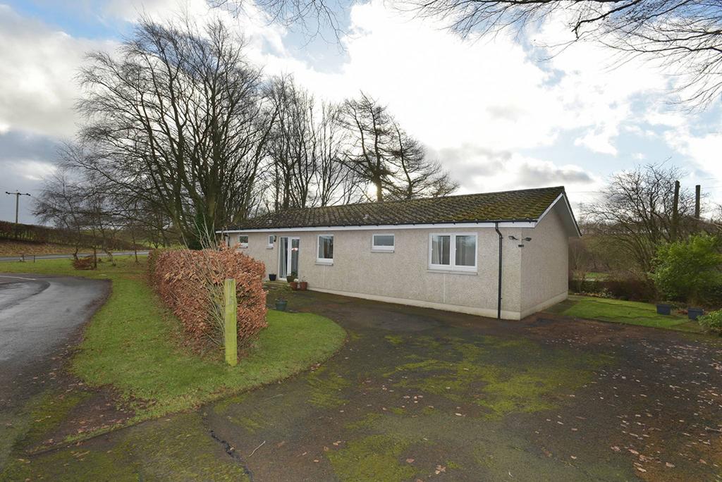 Wellpark, East Morriston, Earlston, TD4 6BA 3 bed detached house for