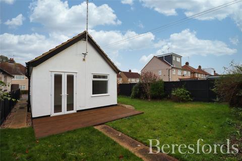 32 Bruce Grove, Chelmsford, CM2 9AX
