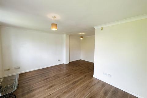 3 bedroom semi-detached house for sale, Lindisfarne Drive, Milton Keynes MK10