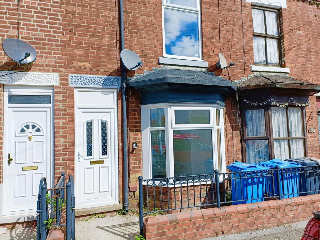 Belmont Street, Hull, HU9 2 bed terraced house £600 pcm (£138 pw)