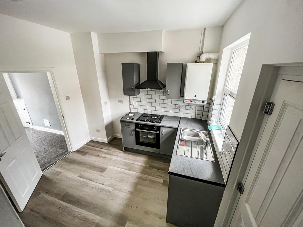 Cavendish Road, Rotherham, S61 2 bed terraced house £700 pcm (£162 pw)