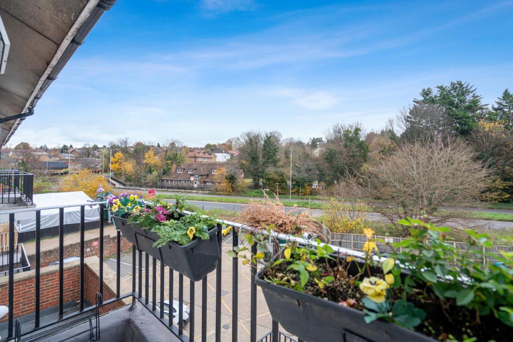 High Street, Chalfont St. Peter, Gerrards Cross, SL9 Studio for sale
