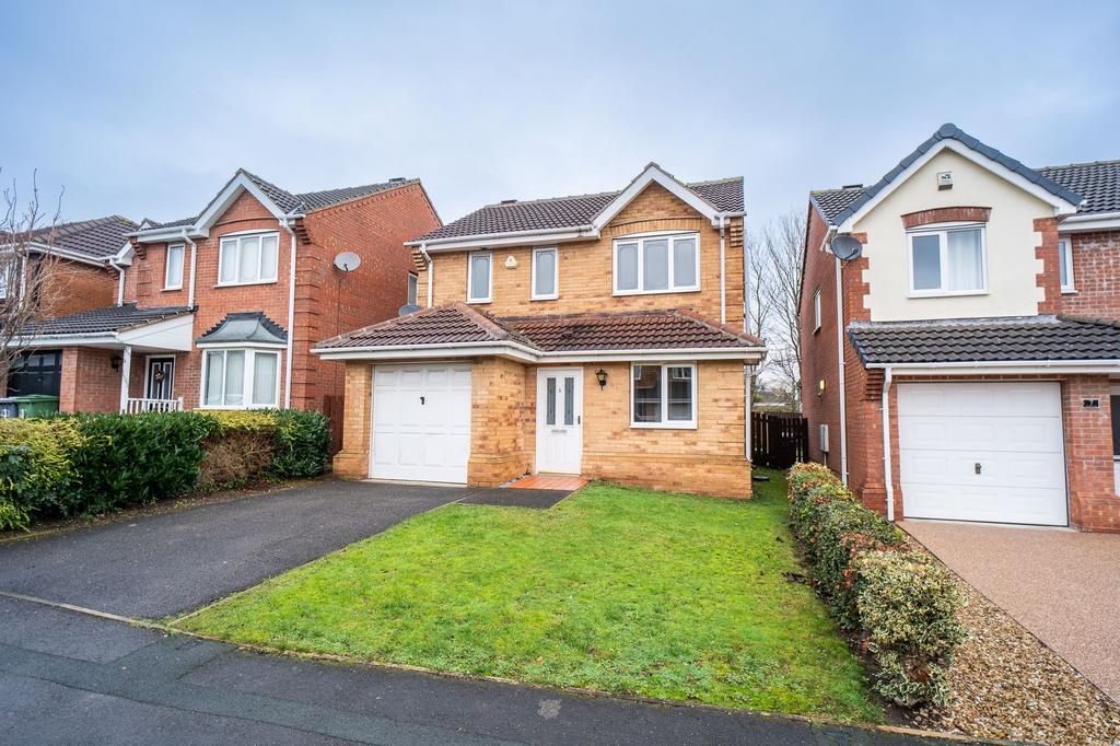 Westfield Court, Huddersfield, HD5 3 bed detached house for sale £230,000