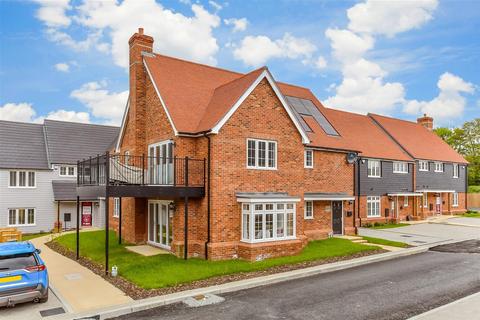 2 bedroom ground floor flat for sale, The Adams, Liberty View, Maple Leaf Drive, Lenham, Maidstone, Kent