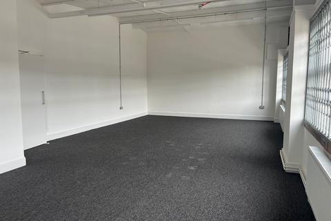 Industrial unit to rent, Westwood Park Trading Estate, London W3