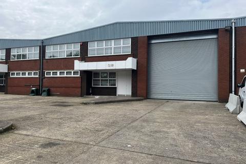 Industrial unit to rent, Westwood Park Trading Estate, London W3