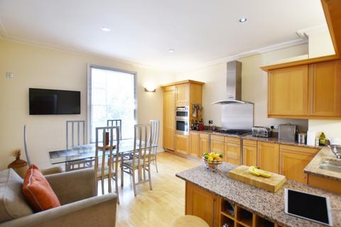 3 bedroom penthouse to rent, Wellington Court, East Circus Street, Nottingham, Nottinghamshire, NG1 5AX