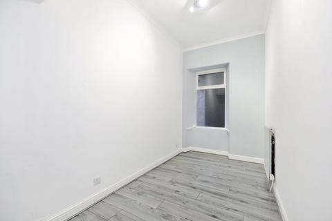 2 bedroom flat for sale - 16 Rosebank Place