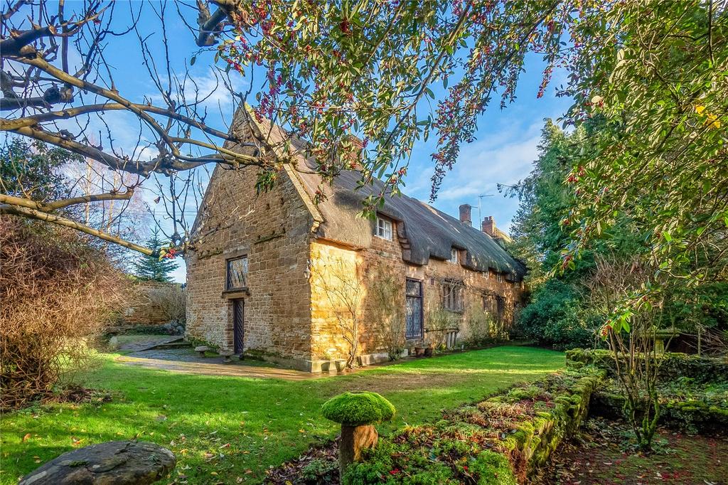Wroxton, Oxfordshire OX15 4 bed detached house for sale £1,250,000