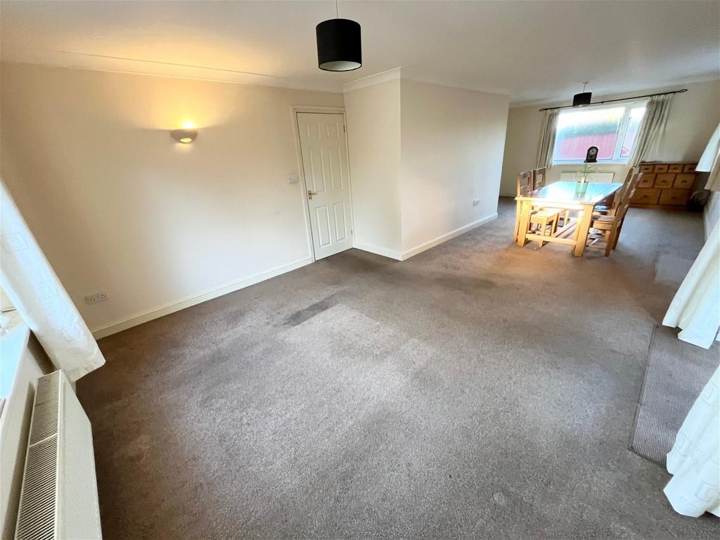 Collaton Road, Edginswell, Torquay 3 bed detached bungalow for sale £