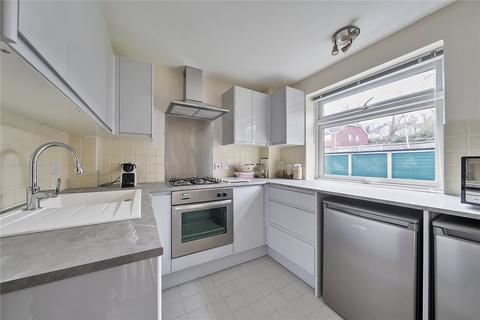7, Lynne Court Chesham Road, Guildford, GU1 3LR