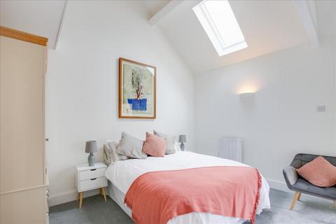 1 Locarno Road, London, W3 6RG