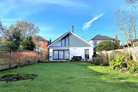 63 Parsonage Barn Lane, Ringwood, BH24 1PT