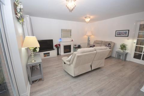3 bedroom link detached house for sale, Snowberry Grove, South Shields