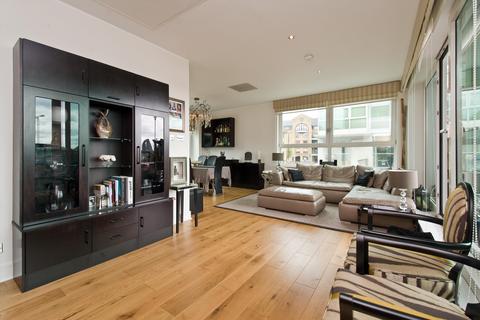 3 bedroom apartment for sale, Cinnabar Wharf Central, 24 Wapping High Street, London, E1W
