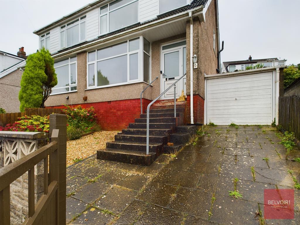 Woodcote, Killay, Swansea, SA2 3 bed semidetached house for sale £