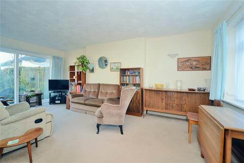 2 bedroom ground floor flat for sale, Courtlands Crescent, Banstead, Surrey, SM7