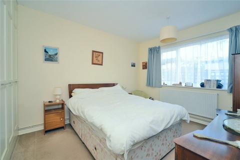 2 bedroom ground floor flat for sale, Courtlands Crescent, Banstead, Surrey, SM7