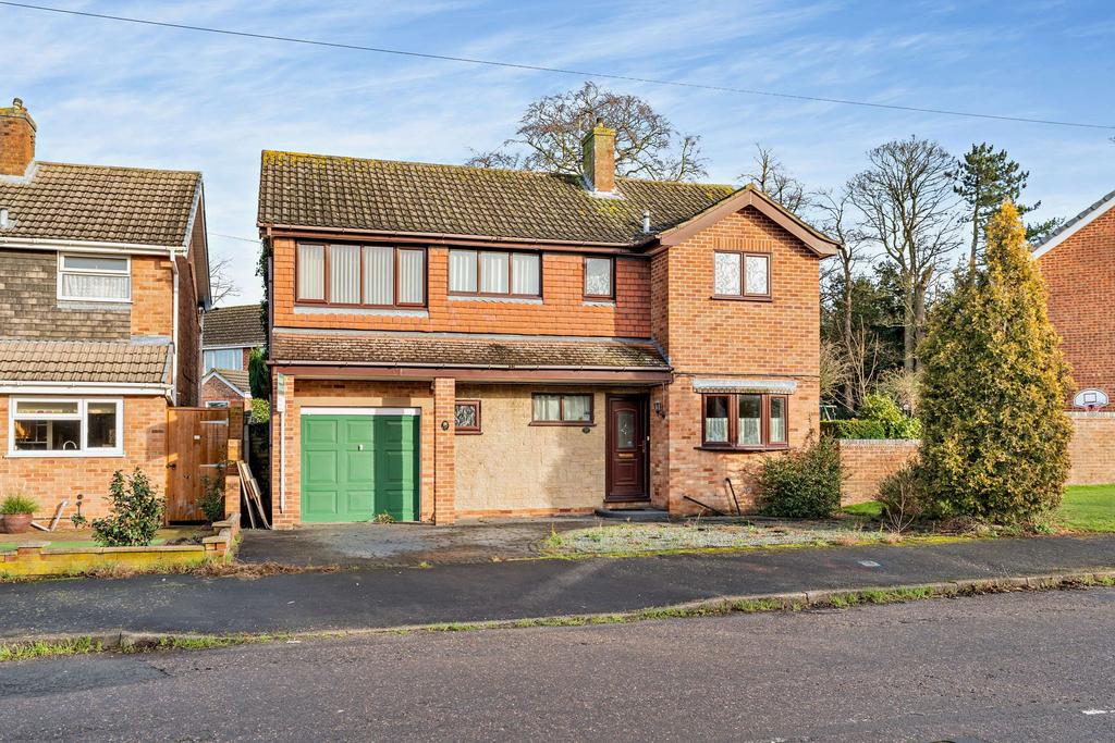 Etwall, Derby DE65 4 bed detached house for sale £325,000