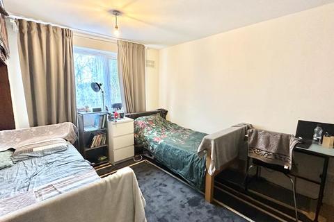 3 bedroom maisonette for sale, Kebbell Terrace, Claremont Road, London E7