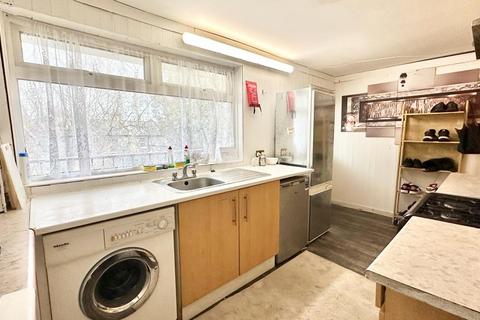 3 bedroom maisonette for sale, Kebbell Terrace, Claremont Road, London E7