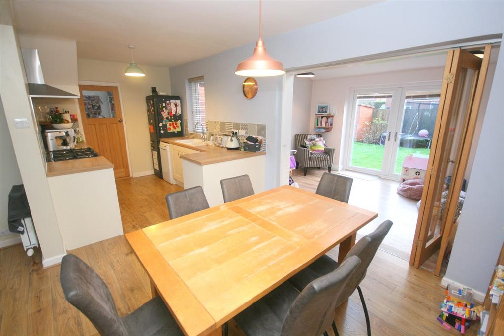 Hampton Road, Marden Farm Estate, North Shields, NE30 4 bed semi