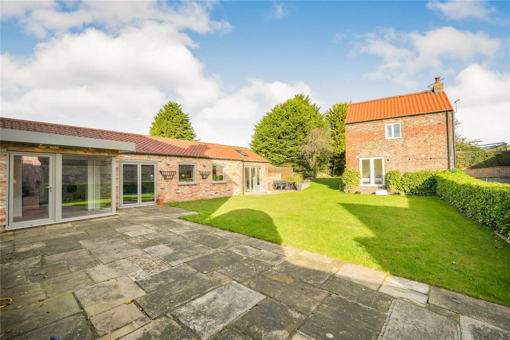 Main Street, Great Ouseburn, York 6 bed detached house for sale £