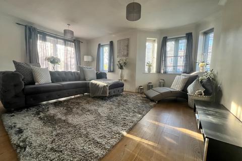 15a Redbourne Drive, Thamesmead, London, SE28 8RZ