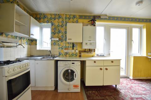 16 Ridgeway East, Sidcup, DA15 8RZ