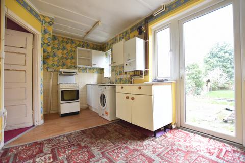 16 Ridgeway East, Sidcup, DA15 8RZ