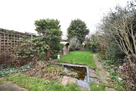 16 Ridgeway East, Sidcup, DA15 8RZ