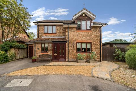 4 bedroom detached house for sale, Camberley,  Surrey,  GU15