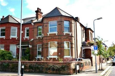 Studio to rent, Anson Road,