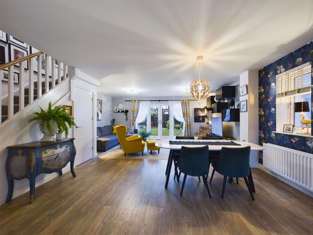 Open plan kitchen / living / dining room