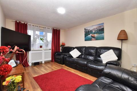 2 bedroom maisonette for sale, St. Elphins Close, Warrington, WA1 2EH