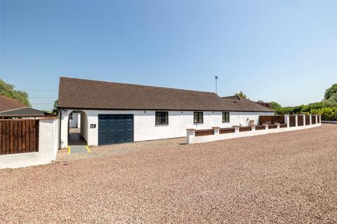 3 bedroom bungalow for sale, Barbers Bridge, Rudford, Gloucester, Gloucestershire, GL2