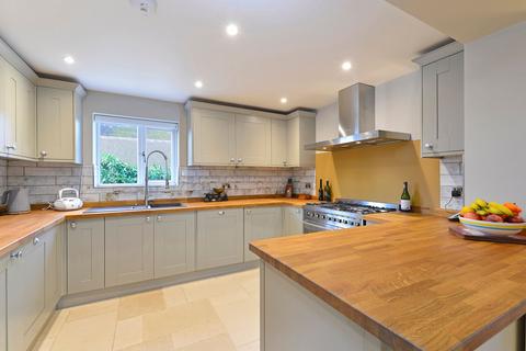 Flat 1, 10 Aldersey Road, Guildford, GU1 2ES