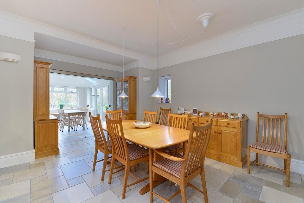 Breakfast Room