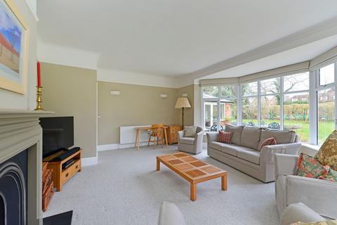 Flat 1, 10 Aldersey Road, Guildford, GU1 2ES