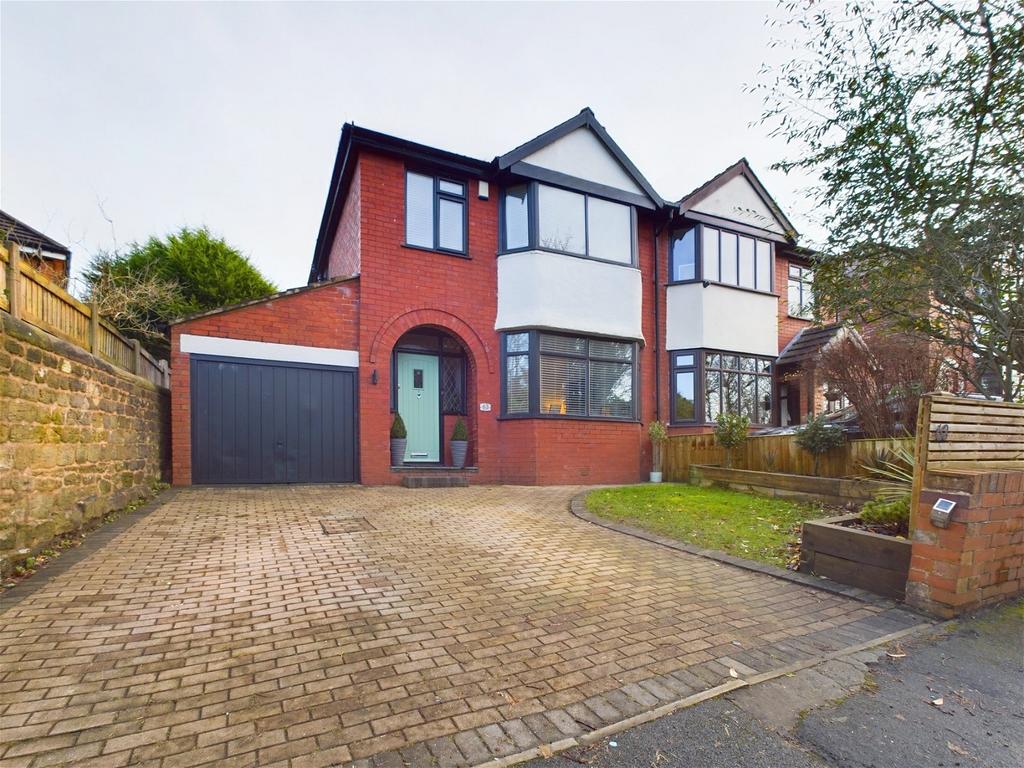 Holborn Hill, Ormskirk, Lancashire, Lancashire, L39 4SX 3 bed semi