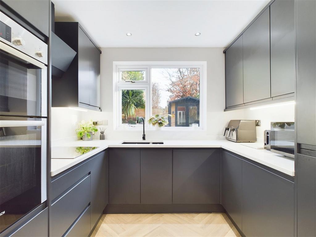 Holborn Hill, Ormskirk, Lancashire, Lancashire, L39 4SX 3 bed semi