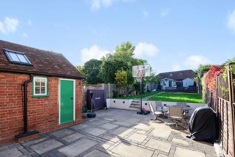 47 Burpham Lane, Guildford, GU4 7LX