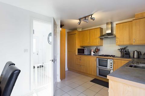5 bedroom detached house for sale, Whitechurch Close, Aylesbury HP17