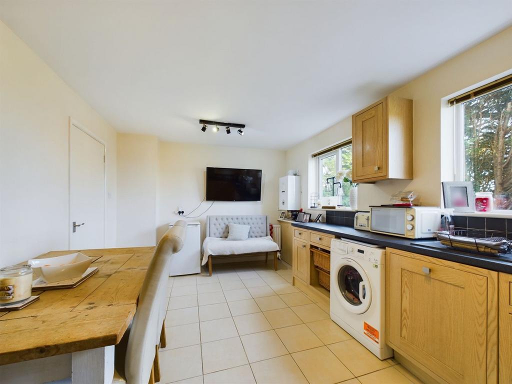 Kitchen / dining room