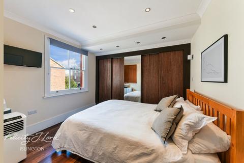 2 bedroom flat for sale, Birnam Road, Finsbury Park, N4