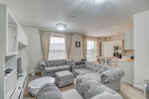 2 bedroom apartment for sale, Main Street, Shirley, Solihull, B90 1FT