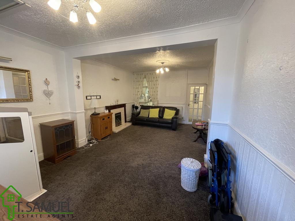 Vale View Terrace, Miskin 2 bed end of terrace house for sale £95,000
