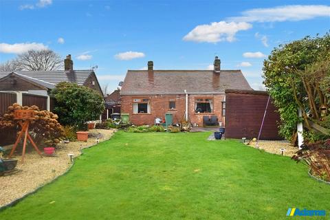 2 bedroom detached bungalow for sale, Crow Wood Lane, Widnes