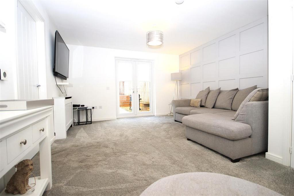 Craigtower Road, Ravenscraig, Motherwell 3 bed semidetached house for