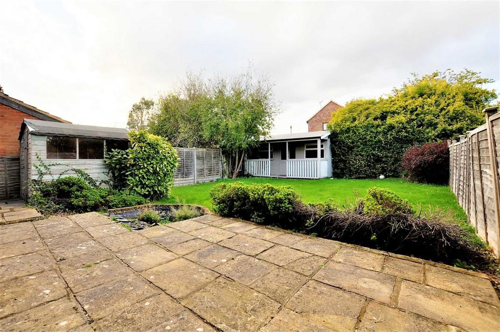 Westhorpe Road, Marlow SL7 3 bed end of terrace house for sale £550,000